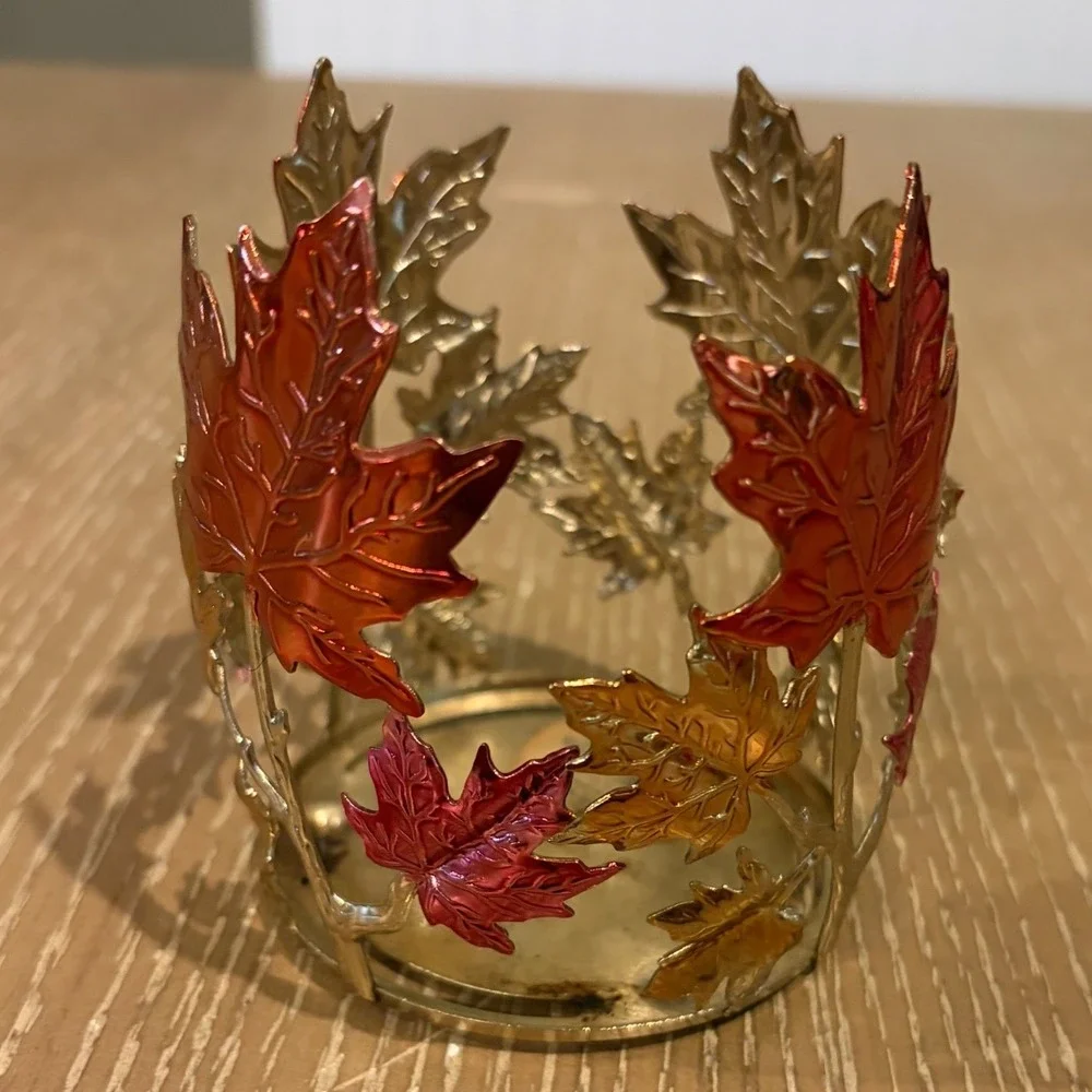 Bath & Body Works Fall Maple Leaf Garland 1-Wick Candle Holder Metal Pedestal